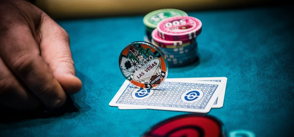 покер игра на деньги в россии