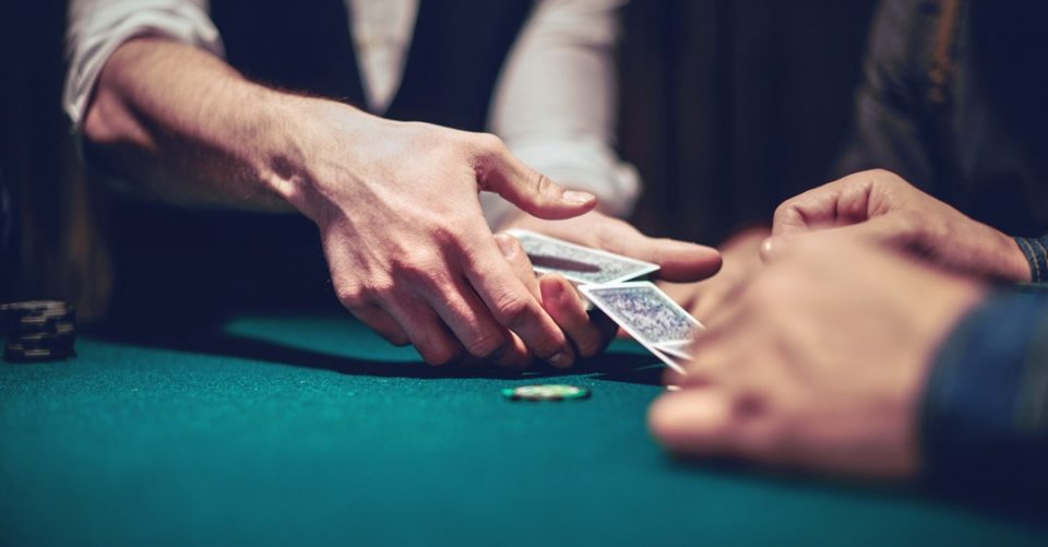 игра покер с выводом реальных денег