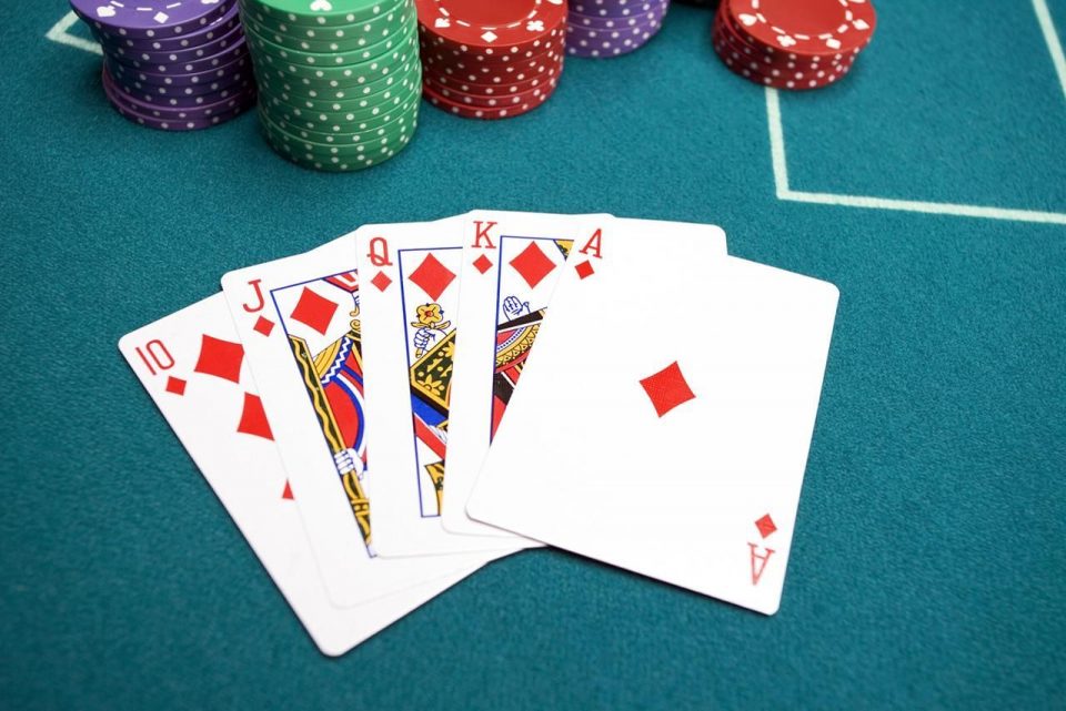 покер с ботами играть онлайн