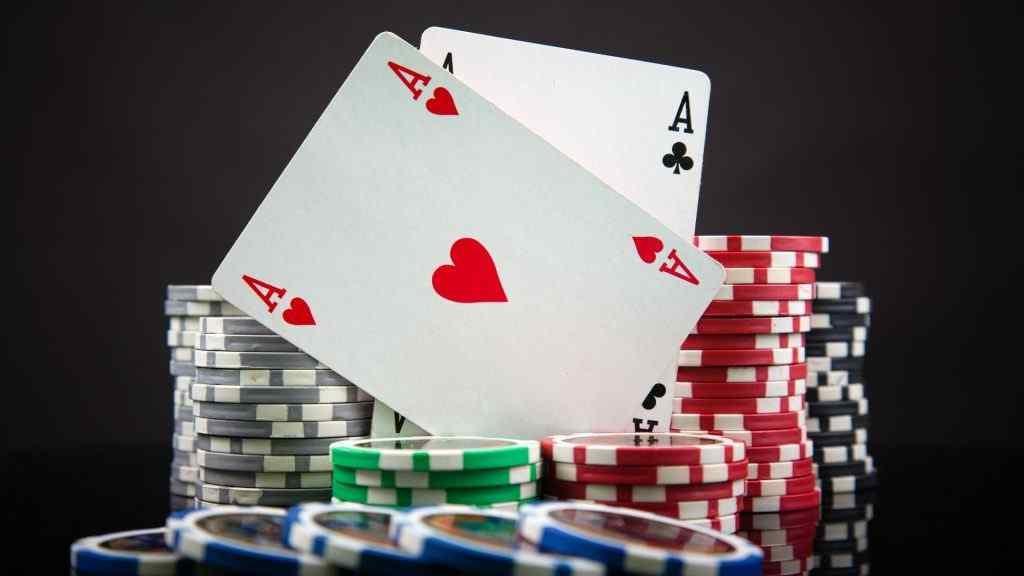 онлайн игра в покер бесплатно для начинающих