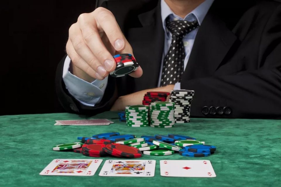 заработай на игре в покер онлайн