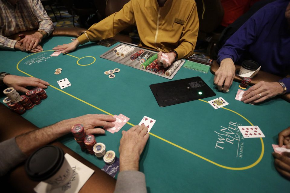 онлайн покер без первого депозита